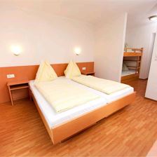 double room with shower/WC