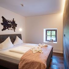 Schlafzimmer 1 (c) Hannes Dabernig
