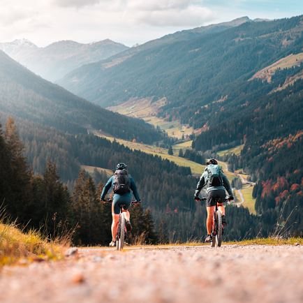 bike_booklet_tvb_ferienregion_hohe_salve_sommer_22_c_ringler_tag_2_web_49.jpg