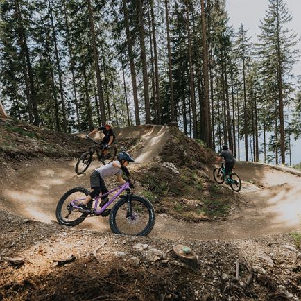 Kirchberg Trail - currently the longest flow trail in Tyrol LINES-360-FlowTrails-2026_Patrick-Wasshuber