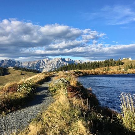 Round-trip hike to Jochstubensee