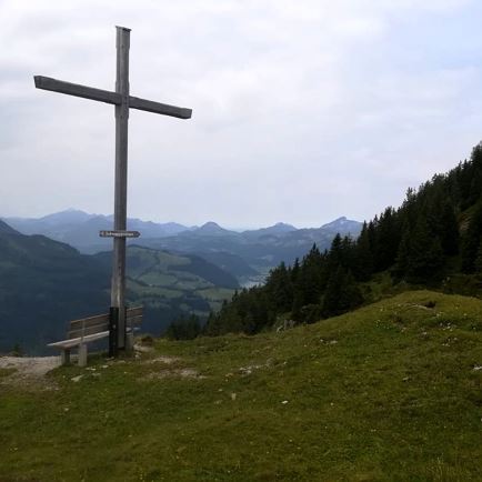 Schnappenstein Kreuz Ausblick.jpg