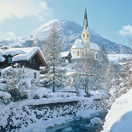 Winter hike to the Schwedenkapelle (chapel)