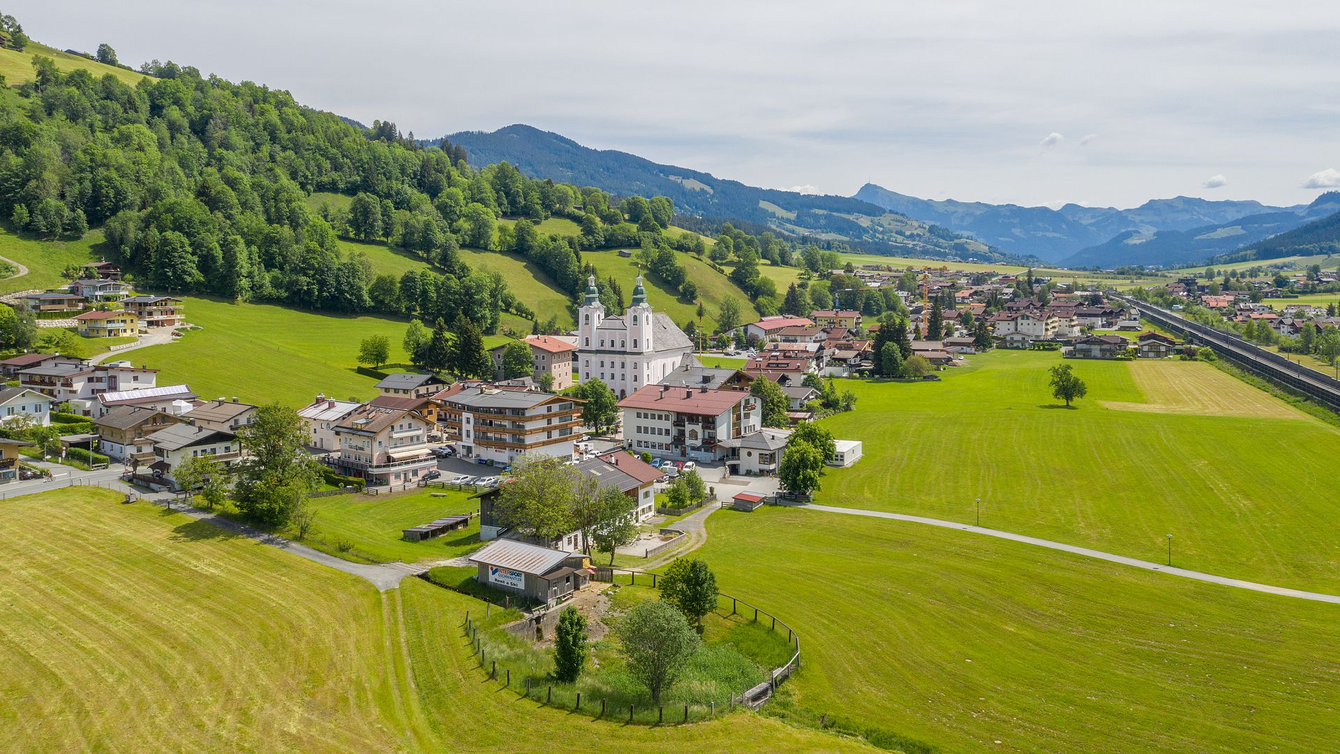 Brixen Drohne 2020 (c) TVB Kitzbüheler Alpen-Brixental, Fotograf Hannes Dersch