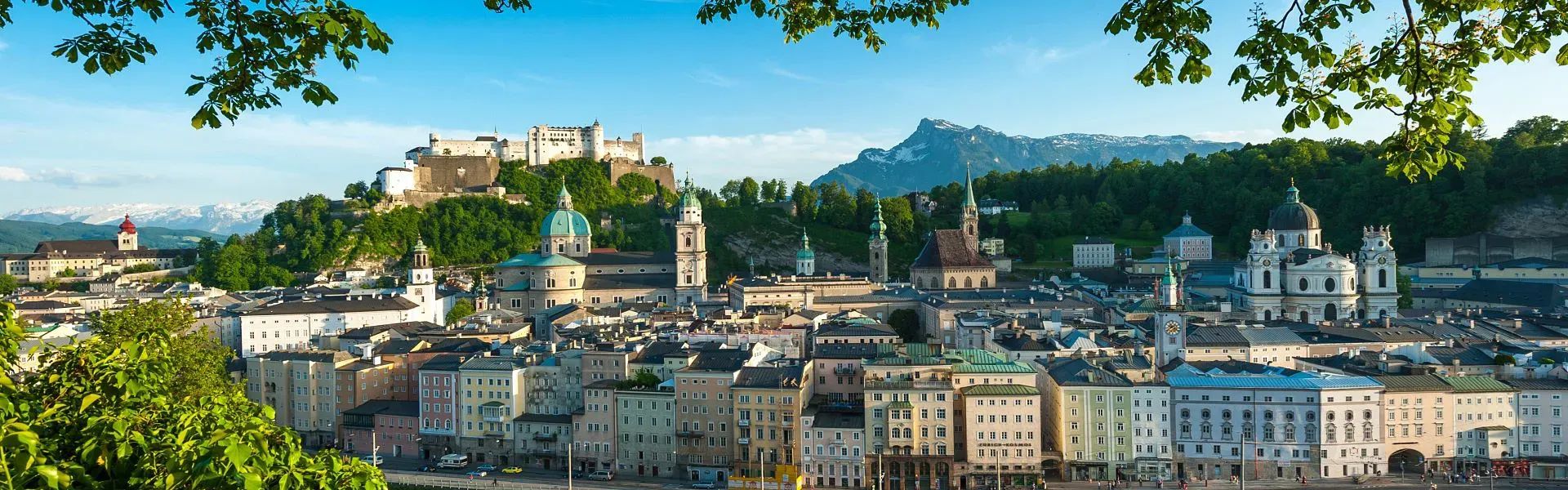 Salzburg-Panorama-Fruehling-Kapuzinerberg-e-Tourismus-Salzburg-Breitegger-Günter