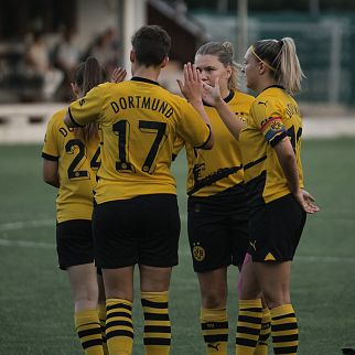 /media/gridteaser/bvb-damenmannschaft-c-bvb-8.webp