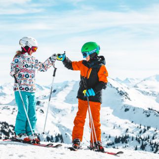/media/gridteaser/kinder-beim-skifahren-7.webp