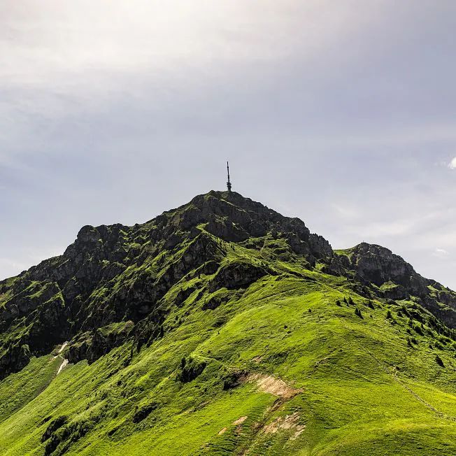 /media/gridteaser/kitzbueheler-horn-mit-sender.webp