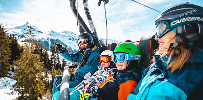 /media/gridteaser/lift-fahren-mit-der-familie-6.webp