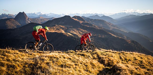 /media/gridteaser/ruecken-der-berge.webp