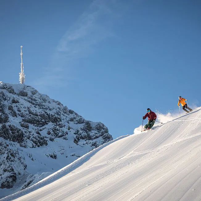 /media/gridteaser/skifahren-bei-skistar-st.-johann-in-tirol-am-kitzbueheler-horn-region-st.-johann-in-tirol-3-6.webp