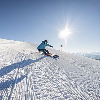 /media/gridteaser/skifahren-c-tvb-kitzbueheler-alpen-brixental-fotografin-mirja-geh-58.webp
