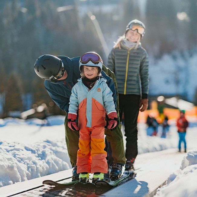 /media/gridteaser/skifahren-kinder-region-hohe-salve-4.webp