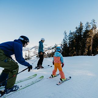 /media/gridteaser/skifahren-mit-der-familie-1-7.webp