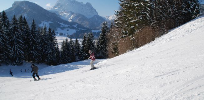 /media/gridteaser/skigebiet-kirchdorf-in-tirol-region-st.-johann-in-tirol-foto-ski-total-5.webp