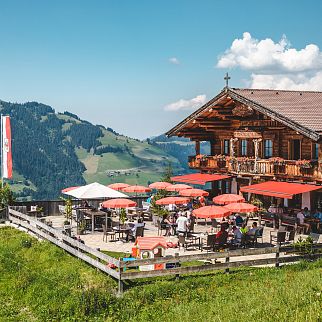 /media/gridteaser/sonnalm-2020-kitzbueheler-alpen-brixental-mathaeus-gartner-full12-3.webp