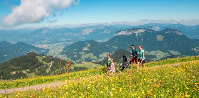 /media/gridteaser/wandern-familie-hohe-salve-34.webp