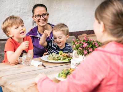 Almhütten und Bergrestaurants