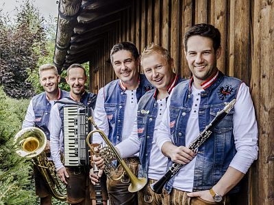Knödelfest Frühschoppen mit Quintett 2000