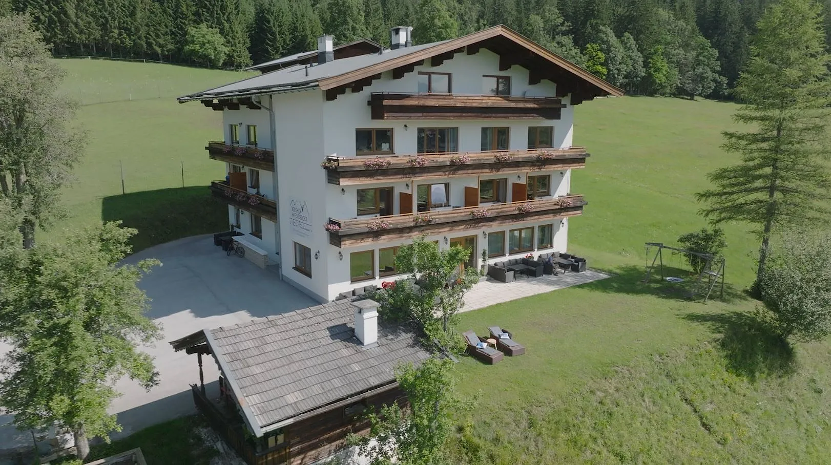 Berghof Haselsberger in St. Johann in Tirol • 