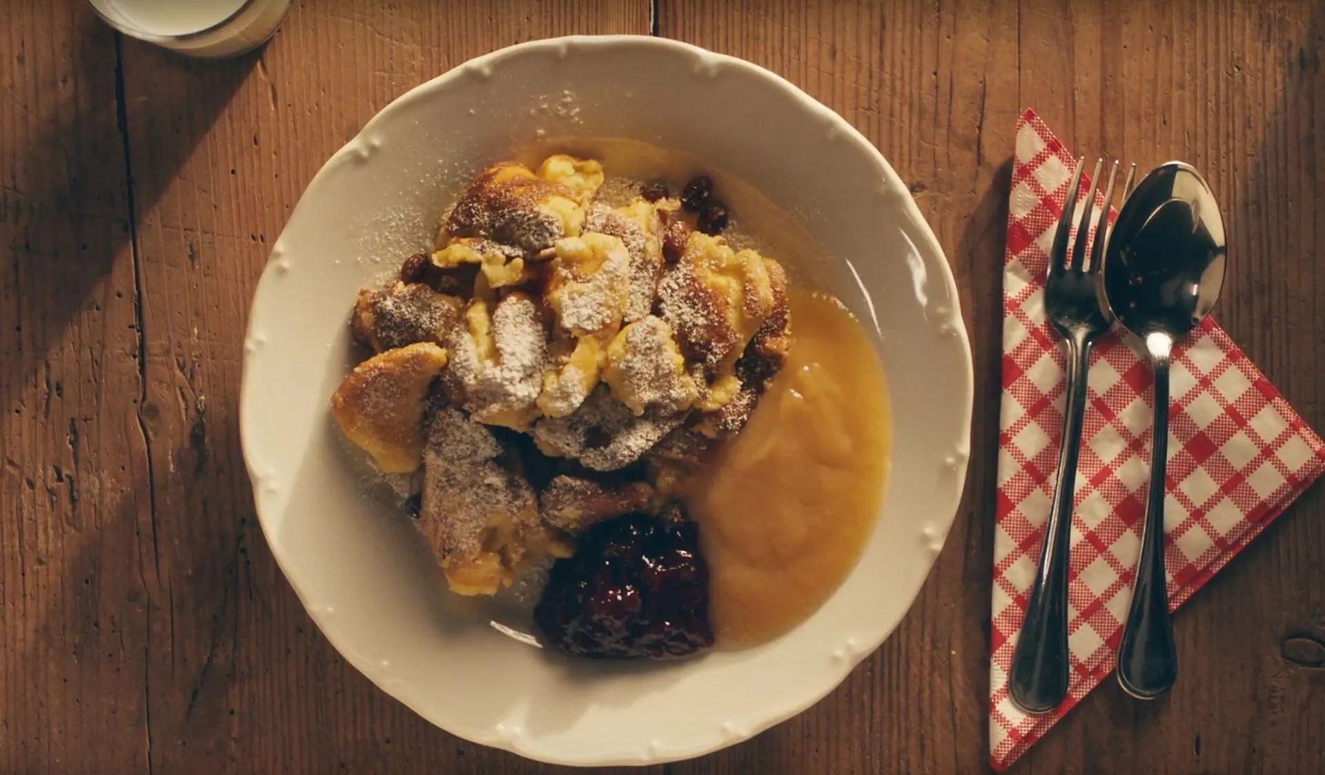 About feasting • Poetry Slam by Lars Ruppel