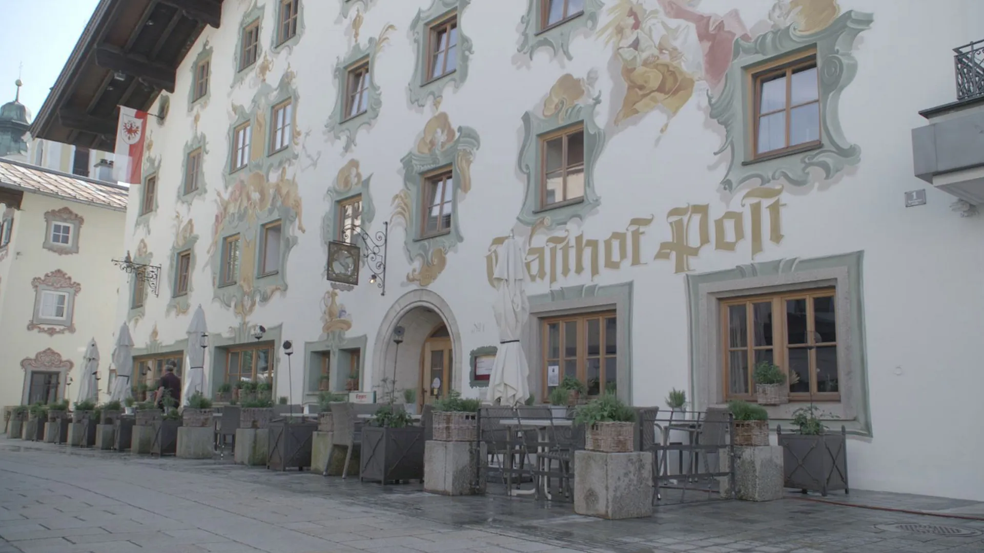 Hotel & Wirtshaus Post in St. Johann in Tirol • 