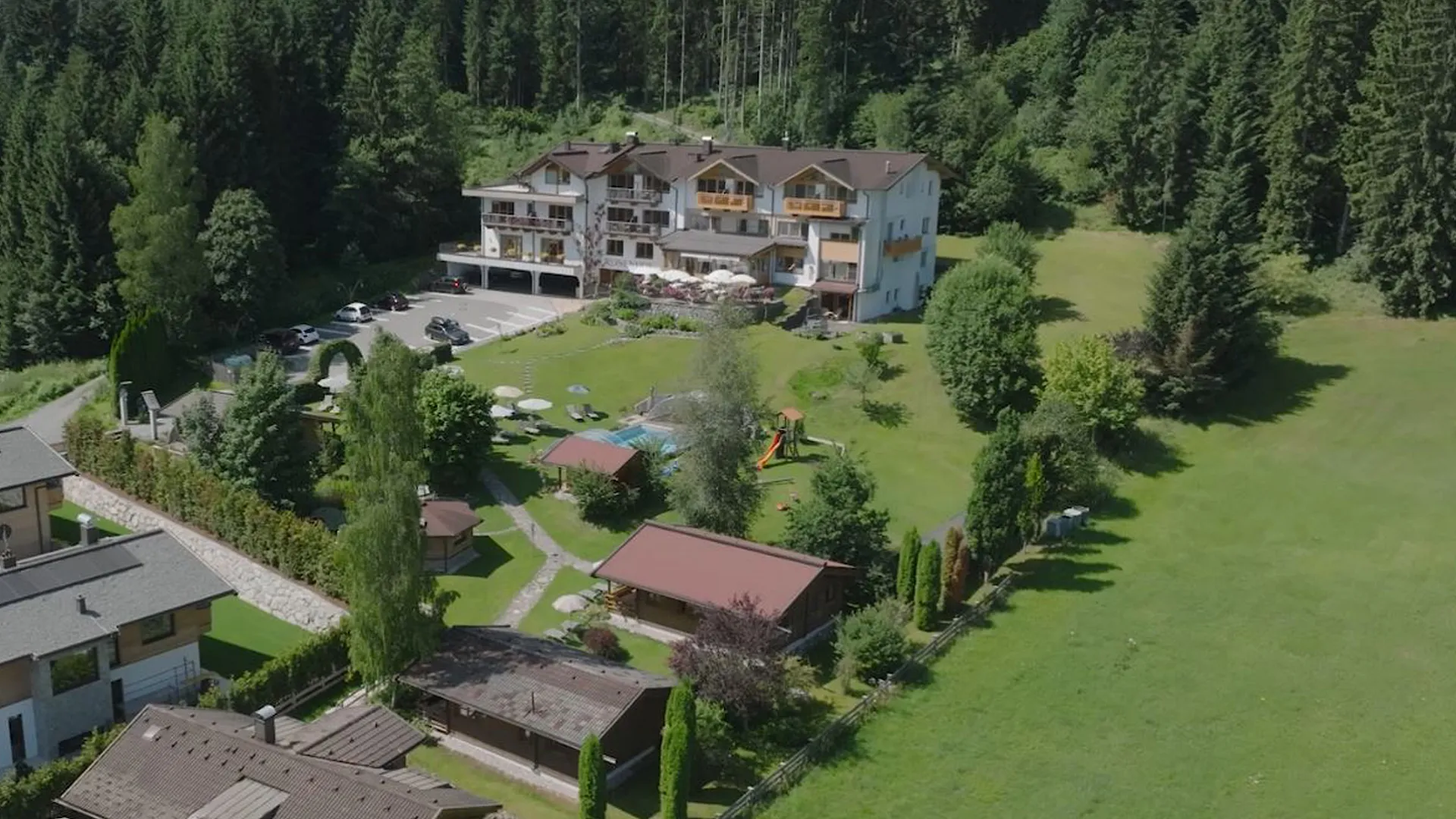 Gartenhotel Rosenhof in Oberndorf in Tirol • 