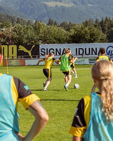 BVB Damenmannschaft (c) TVB Kitzbüheler Alpen-Brixental, Fotograf MediaLab Kitzbühel_30