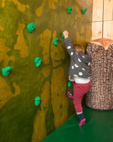 klatrevæg i Kids Club Hopfgarten