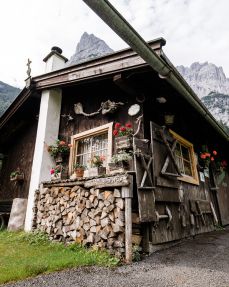 Latschenbrennerei Hofmann in Kaiserbach valley - St. Johann in Tirol region