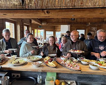 Eröffnungsnachmittag beim Tenner Stadl
