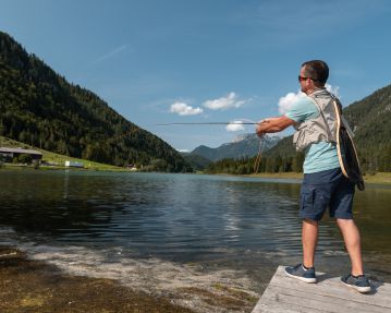 Pillerseetal - Fishing at Pillersee