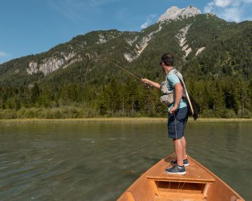 Pillerseetal - Fishing at Pillersee
