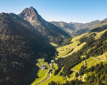 Kirchberg_Summer_Kitzbühel Alps-BrixentalValley_Mathäus Gartner (2019)_FULL11