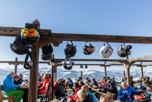 Après-ski and lodge party in the Holiday Region Hohe Salve