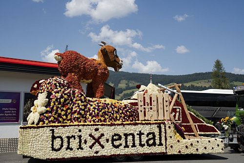 Brixental beim Blumencorso
