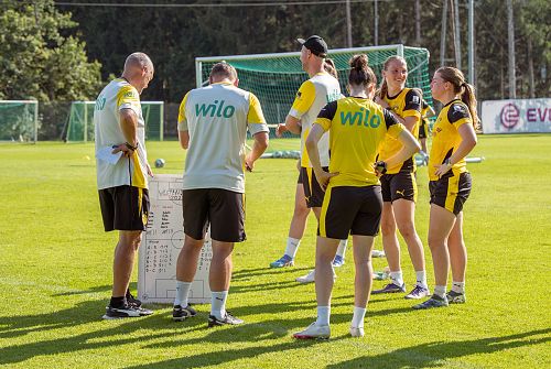 BVB Damenmannschaft (c) TVB Kitzbüheler Alpen-Brixental, Fotograf MediaLab Kitzbühel_29