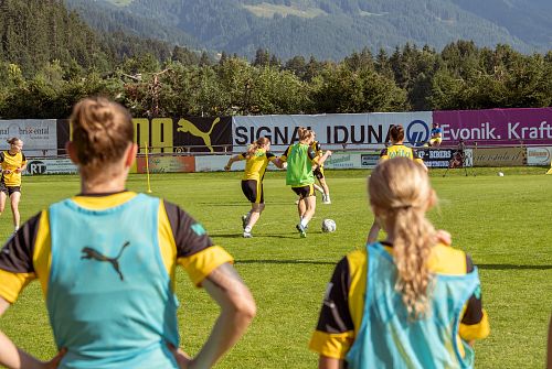 BVB Damenmannschaft (c) TVB Kitzbüheler Alpen-Brixental, Fotograf MediaLab Kitzbühel_30