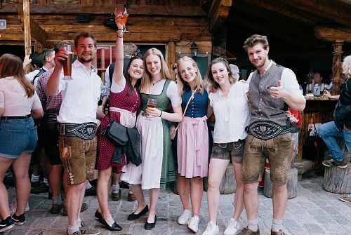 Dirndl and Lederhosen Day on the "Kleine" and "Hohe Salve" mountains