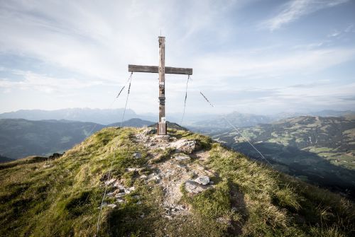 Kruis op de top van de Gampenkogel