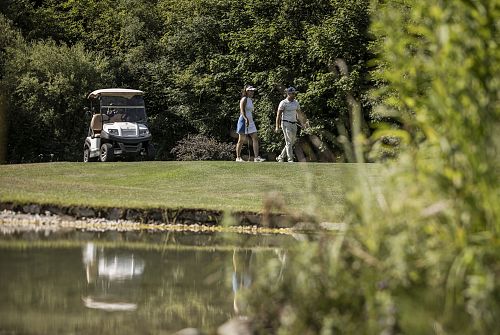 Golf beim Lärchenhof in Erpfendorf • Region St. Johann in Tirol