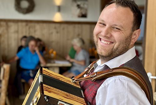 Eröffnungsnachmittag beim Tenner Stadl