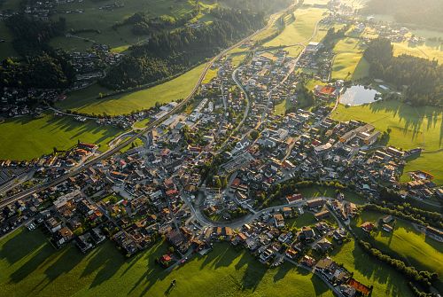 Kirchberg aus der Vogelperspektive