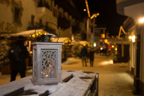 Laterne Weihnachtsmarkt - Region St. Johann in Tirol