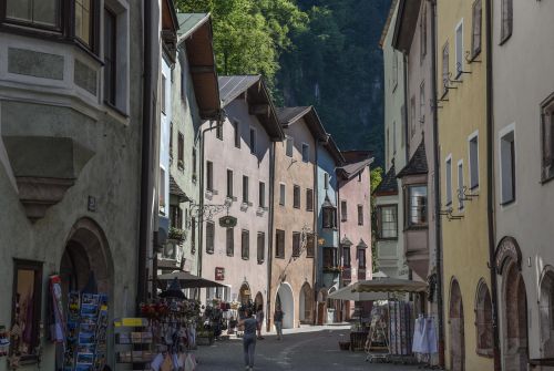 Rattenberg-Alpbachtal-Sommer-Fußgängerzone-e-Alpbachtal-Seenland-Tourismus-Gabriele Grießenböck