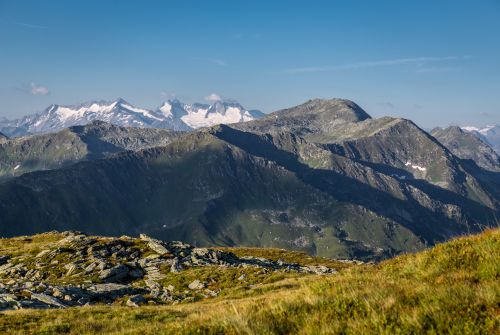 Steinbergstein_Kitzbühel Alps - Brixental Valley_Christoph Stöckl (2019)_LIGHT4