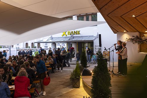 XXL Weinfest mit musikalischer Begleitung