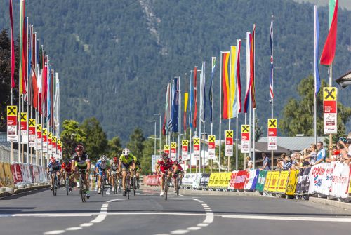 Finish sprint Cycling World Cup - St. Johann in Tirol region
